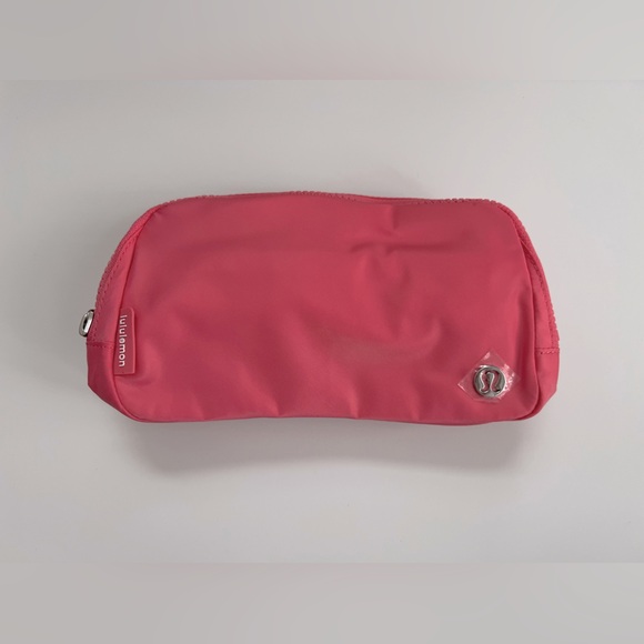Lululemon SAKURA PINK Everywhere Belt Bag 1L NWT - Picture 7 of 8